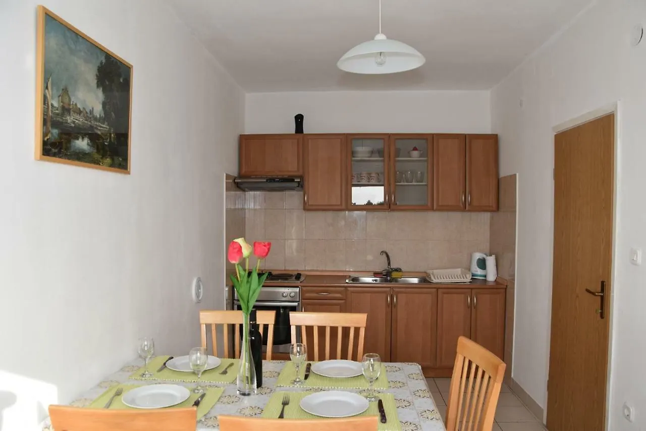 Apartmani Bosana Biograd Na Moru 0*,