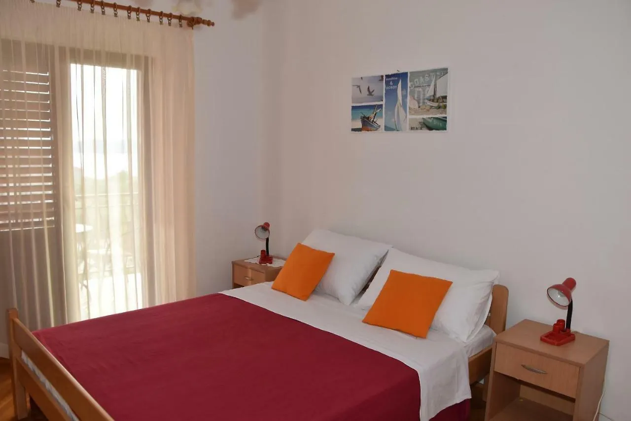 Apartmani Bosana Biograd Na Moru
