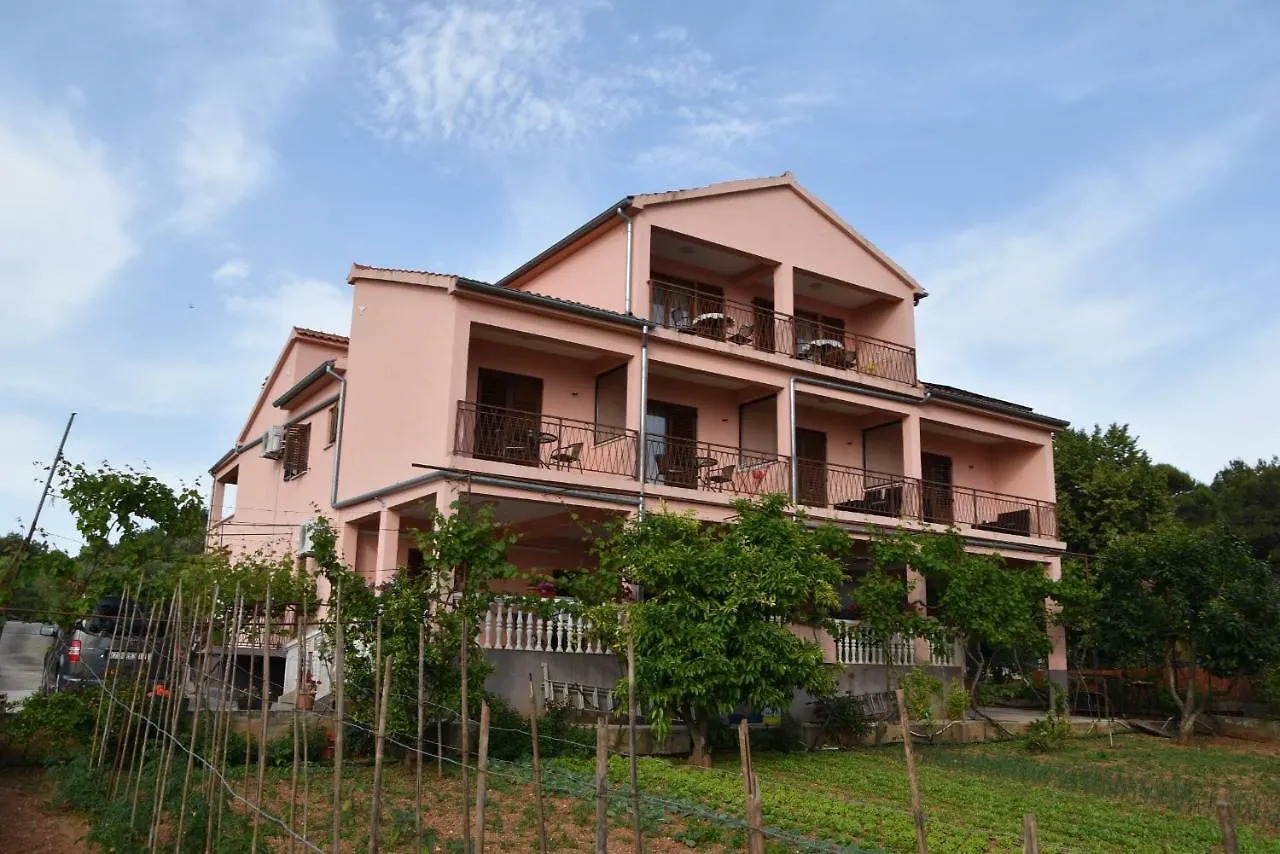 Apartmani Bosana Biograd Na Moru